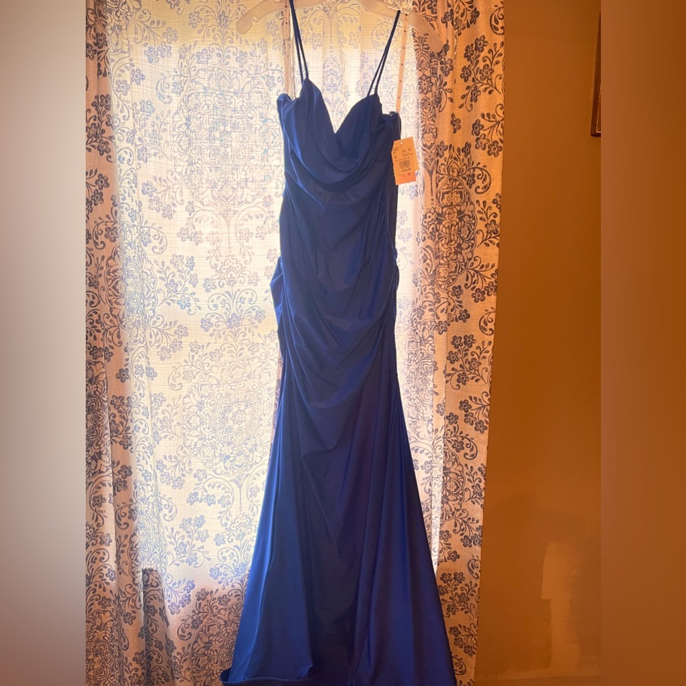 Jules and Co size 8 bought from David’s bridal